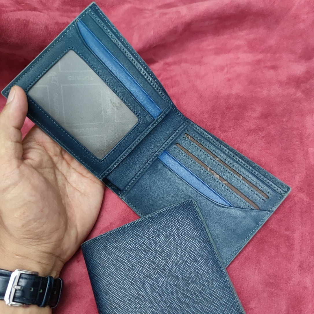 Ví nam da bò Blue lịch lãm.